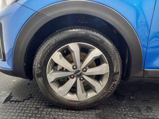 KIA STONIC 1.0 T-GDi 74kW (100CV) MHEV iMT Concept