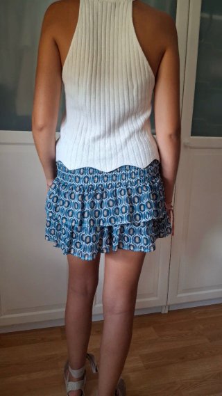 Falda pantalón volantes estampado