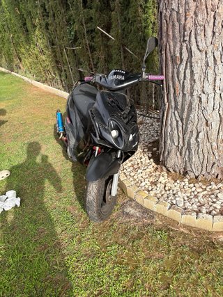 Yamaha Jog RR Negra