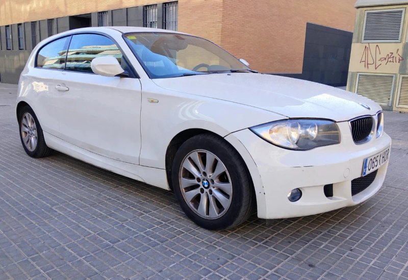 BMW Serie 1 2011 - foto 1