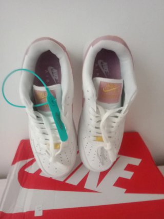 Nike  Blancas y Rosas