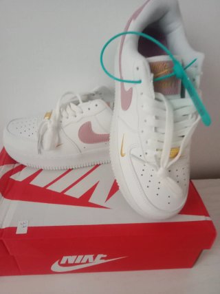 Nike  Blancas y Rosas