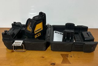 Nivel Láser DeWalt DW088CG 2 Líneas
