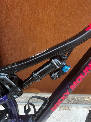 Bicicleta enduro Rocky Mountain Altitude S 27’5
