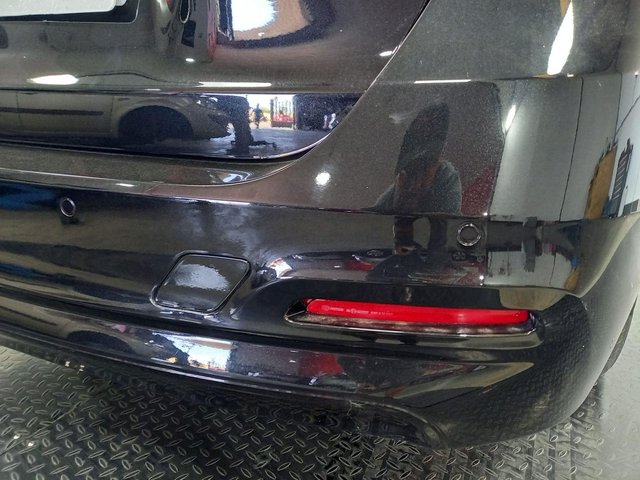 BMW SERIE 3 REEKS TOURING 318D (100 KW) 5D