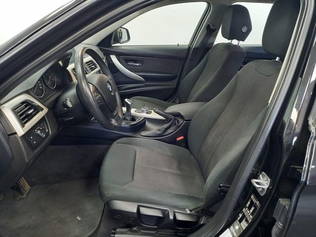 BMW SERIE 3 REEKS TOURING 318D (100 KW) 5D