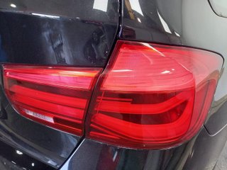 BMW SERIE 3 REEKS TOURING 318D (100 KW) 5D
