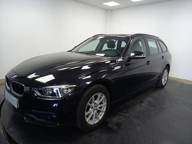 BMW SERIE 3 REEKS TOURING 318D (100 KW) 5D