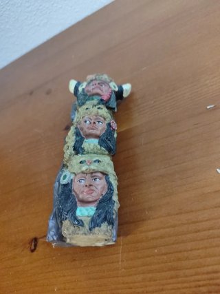 Tótem Indígena Figura TOTEM indio