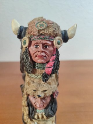 Tótem Indígena Figura TOTEM indio