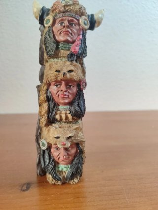 Tótem Indígena Figura TOTEM indio