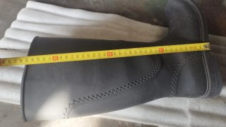 Botas de goma negras altas