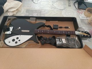 Guitarra Rock Band Rickenbacker PS3 + Dongle