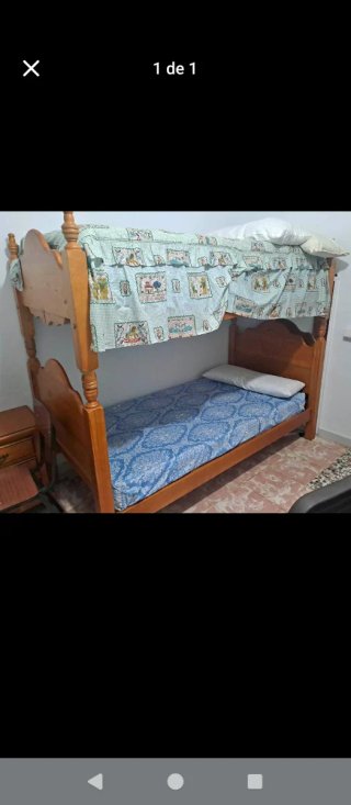 Cama litera de madera