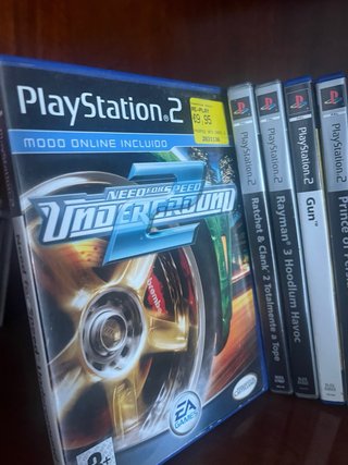 Consola PlayStation 2 + 2 Mandos+ 14 juegos