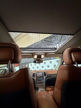 Jeep Grand Cherokee 2012