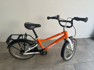 Bicicleta Woom Go 3 Automagic Naranja