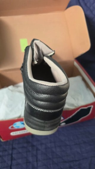 Botas de seguridad VIANA negras y grises