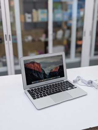 MacBook Air 11 2011 A1370 Plata