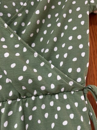 Mono midi verde con lunares blancos