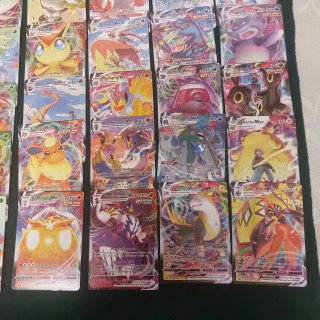 Lote 65 Cartas Pokémon VMAX, Gigamax y Dinamax