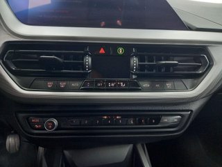 BMW SERIE 1 116 d AdBlue Model Advantage Business