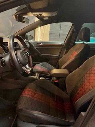 Volkswagen Golf GTI TCR