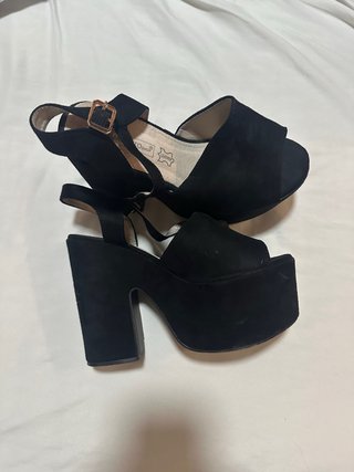 Zapatos de tacón negros plataforma