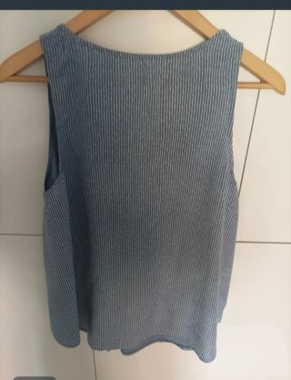 Blusa sin mangas con rayas