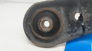 Suzuki 1132608 brazo suspensión inferior swift azg