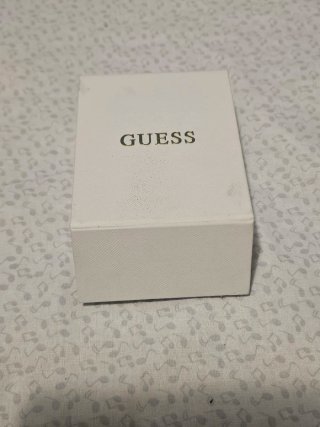 Pulsera Guess Corazón y Estrella Dorada