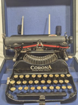 Máquina de escribir Corona antigua plegable