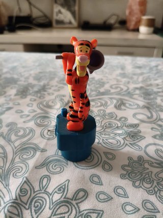 Lote figuras y juguetes