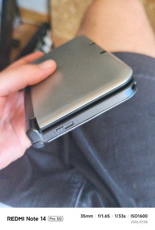 Nintendo 3DS XL + Cargador y Lápiz