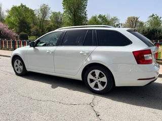 Skoda Octavia 1.5Tge turbo gasolina  y Gnc 2021