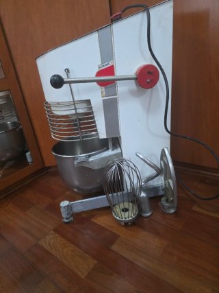 Impastatrice professionale Sammic