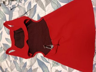 Camiseta negra con volantes precio variado 2 o 3eu