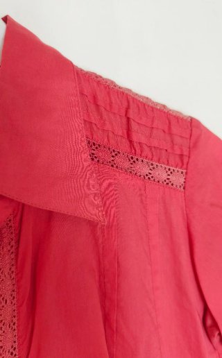 Camisa Verano Roja Encaje Manga Corta