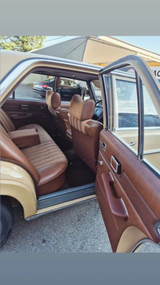 Mercedes-Benz 200 1975