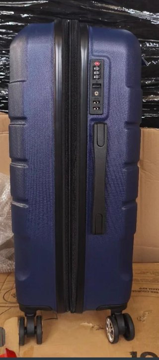 Juego de Maleta Rígida SHOWKOO+neceser extensibles