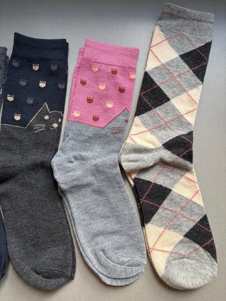 Calcetines largos con varios estampados