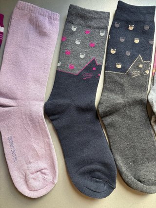 Calcetines largos con varios estampados