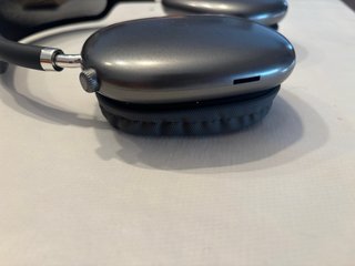 AirPods Max Grises y Plateados