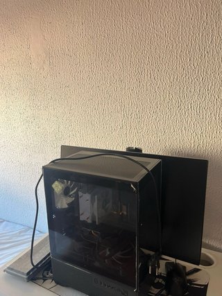 PC Gaming con cristal templado