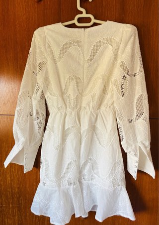 Vestido de encaje blanco para boda civil