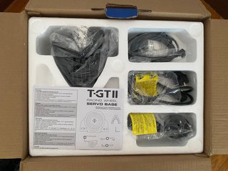 PS5: Thrustmaster TGT II, base, pedales, volante