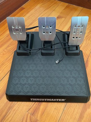 PS5: Thrustmaster TGT II, base, pedales, volante