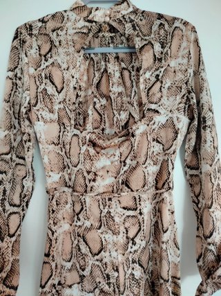 Vestido estampado serpiente