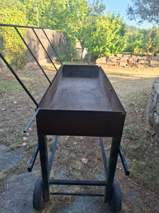 Barbacoa de leña/carbón metálica