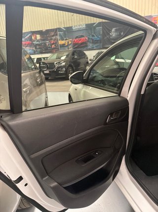 Peugeot 308 2016
